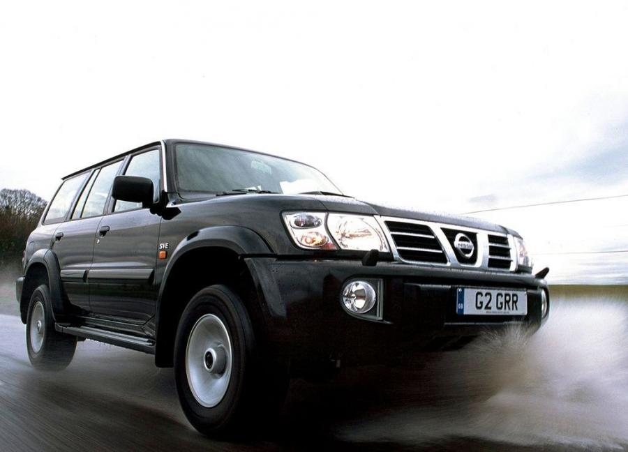  Nissan Patrol GR 5-Door 1997 года  (UK) (фото 7 из 10)